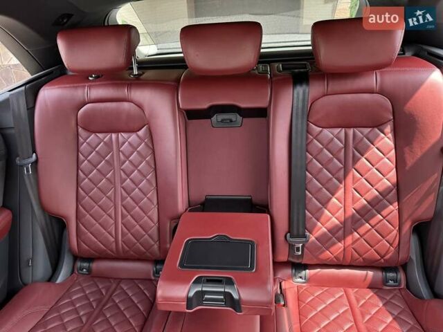 Черный Ауди SQ8, объемом двигателя 3.96 л и пробегом 151 тыс. км за 82500 $, фото 74 на Automoto.ua