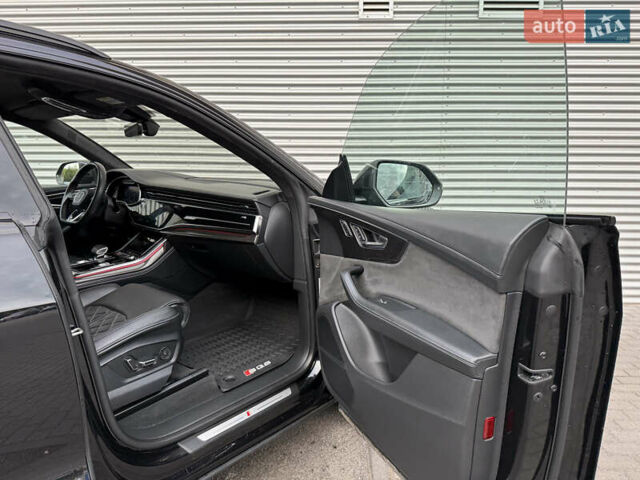 Чорний Ауді SQ8, об'ємом двигуна 4 л та пробігом 199 тис. км за 65000 $, фото 23 на Automoto.ua
