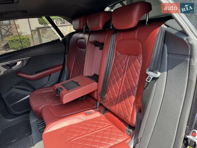 Черный Ауди SQ8, объемом двигателя 3.96 л и пробегом 151 тыс. км за 82500 $, фото 37 на Automoto.ua