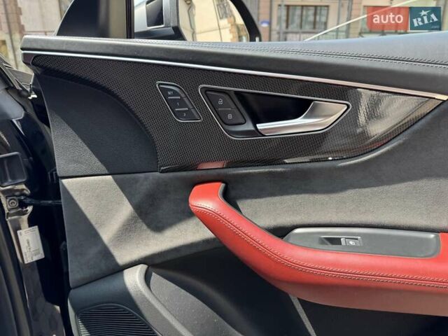 Черный Ауди SQ8, объемом двигателя 3.96 л и пробегом 151 тыс. км за 82500 $, фото 53 на Automoto.ua