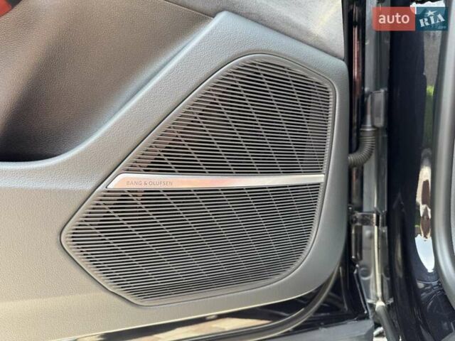 Черный Ауди SQ8, объемом двигателя 3.96 л и пробегом 151 тыс. км за 82500 $, фото 29 на Automoto.ua