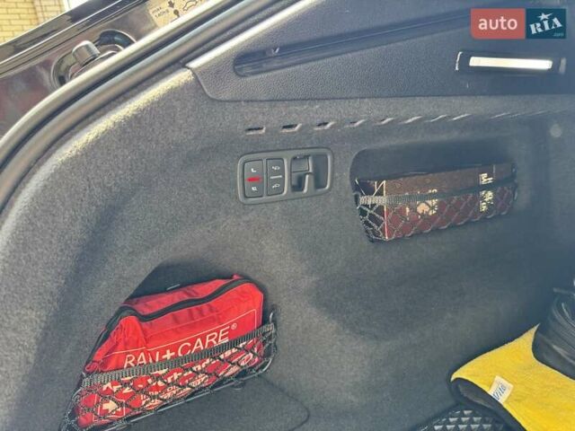 Черный Ауди SQ8, объемом двигателя 3.96 л и пробегом 151 тыс. км за 82500 $, фото 38 на Automoto.ua