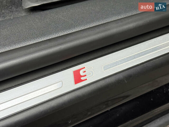 Чорний Ауді SQ8, об'ємом двигуна 4 л та пробігом 199 тис. км за 65000 $, фото 34 на Automoto.ua