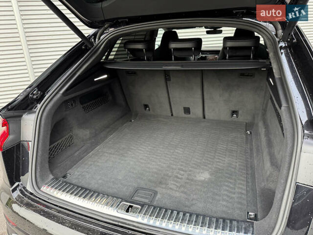 Чорний Ауді SQ8, об'ємом двигуна 4 л та пробігом 199 тис. км за 65000 $, фото 66 на Automoto.ua