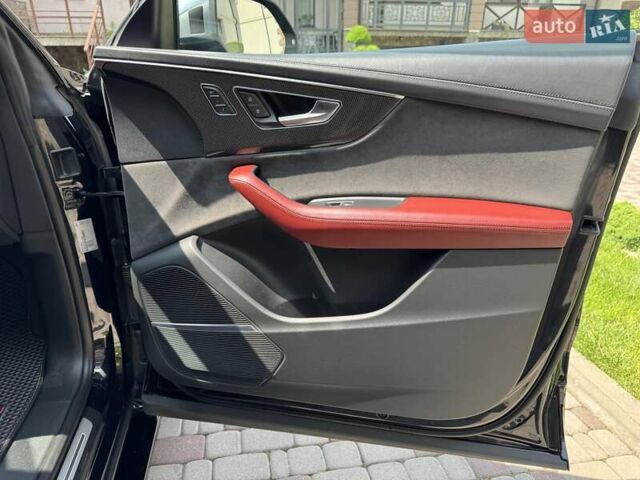 Черный Ауди SQ8, объемом двигателя 3.96 л и пробегом 151 тыс. км за 82500 $, фото 46 на Automoto.ua