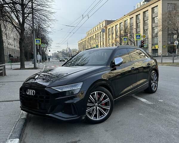 Чорний Ауді SQ8, об'ємом двигуна 4 л та пробігом 70 тис. км за 93700 $, фото 1 на Automoto.ua