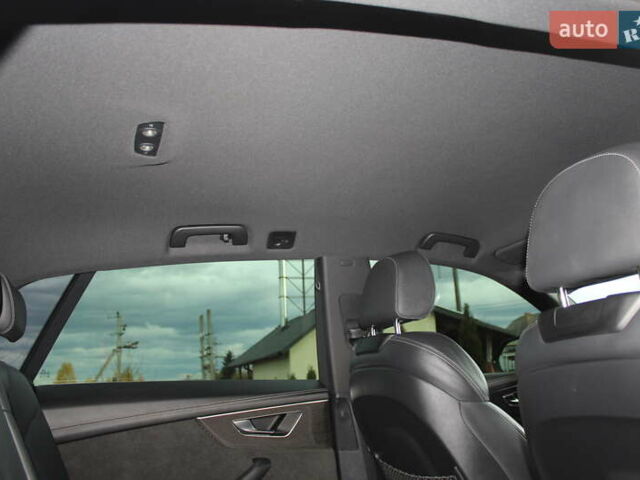 Черный Ауди SQ8, объемом двигателя 3.96 л и пробегом 118 тыс. км за 72900 $, фото 135 на Automoto.ua