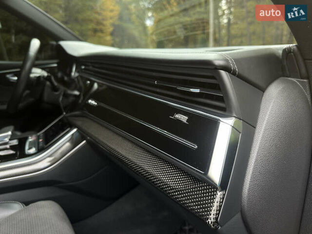 Ауди SQ8 2020 в Трускавце на Automoto.ua Черный Ауди SQ8, объемом двигателя 4 л и пробегом 118 тыс. км за 73900 $, фото 97 на Automoto.ua