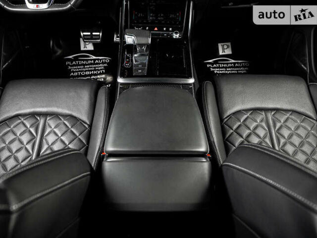 Черный Ауди SQ8, объемом двигателя 3.96 л и пробегом 157 тыс. км за 74900 $, фото 46 на Automoto.ua