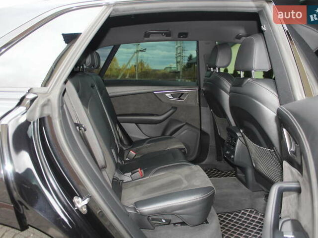 Черный Ауди SQ8, объемом двигателя 4 л и пробегом 118 тыс. км за 73900 $, фото 127 на Automoto.ua