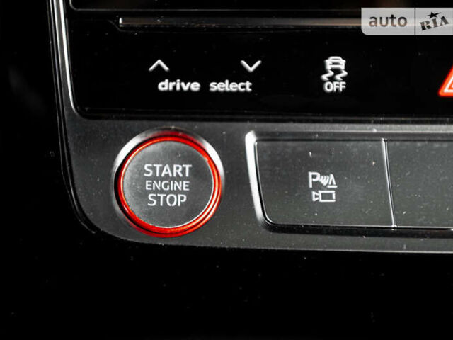 Черный Ауди SQ8, объемом двигателя 3.96 л и пробегом 157 тыс. км за 74900 $, фото 42 на Automoto.ua