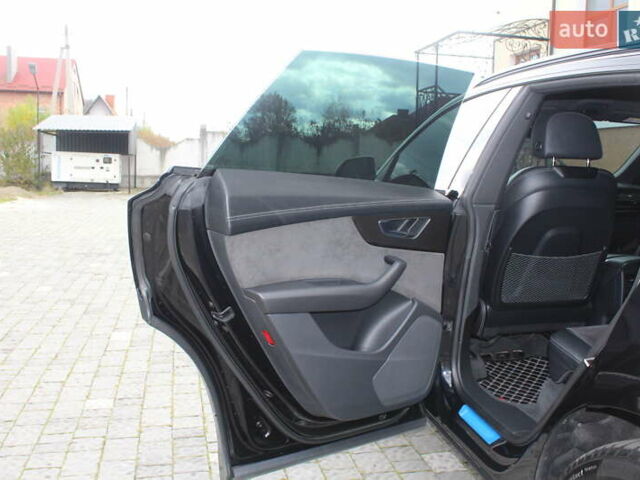 Чорний Ауді SQ8, об'ємом двигуна 3.96 л та пробігом 118 тис. км за 74900 $, фото 148 на Automoto.ua