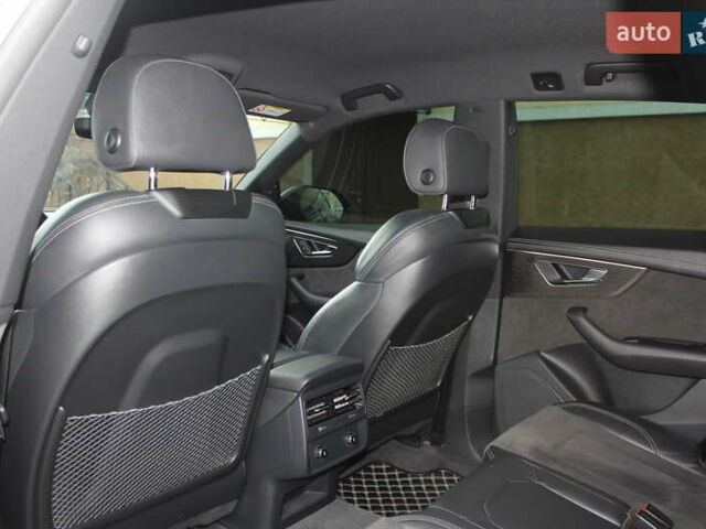 Черный Ауди SQ8, объемом двигателя 4 л и пробегом 118 тыс. км за 73900 $, фото 143 на Automoto.ua