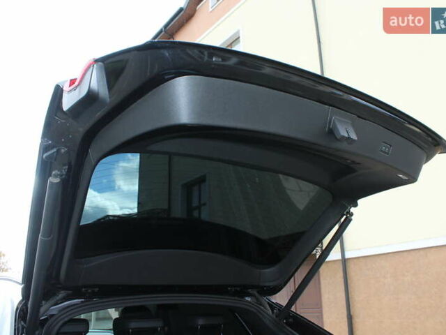 Черный Ауди SQ8, объемом двигателя 3.96 л и пробегом 118 тыс. км за 72900 $, фото 154 на Automoto.ua