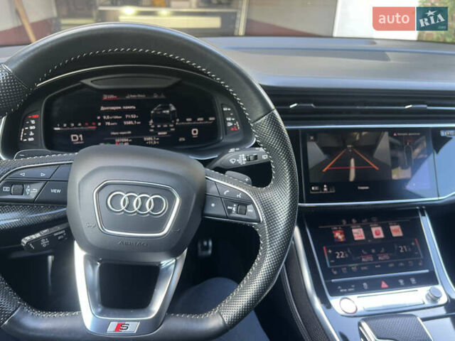 Ауді SQ8 2020 у Бердичеве на Automoto.ua Чорний Ауді SQ8, об'ємом двигуна 3.96 л та пробігом 107 тис. км за 90000 $, фото 9 на Automoto.ua
