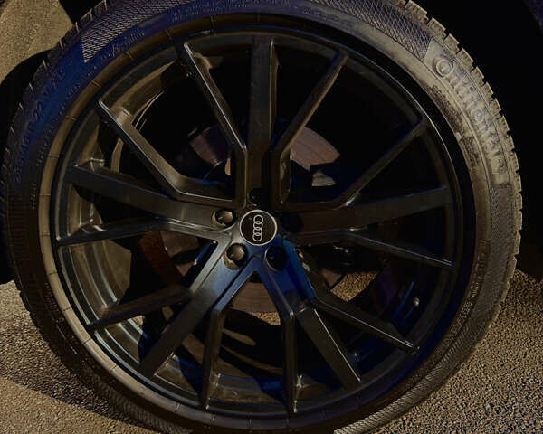 Черный Ауди SQ8, объемом двигателя 4 л и пробегом 95 тыс. км за 72500 $, фото 55 на Automoto.ua