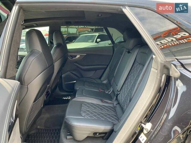 Чорний Ауді SQ8, об'ємом двигуна 4 л та пробігом 49 тис. км за 74900 $, фото 23 на Automoto.ua