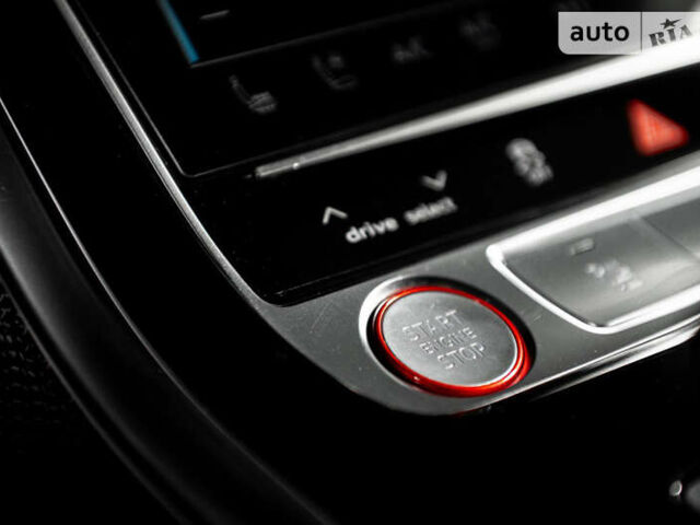 Черный Ауди SQ8, объемом двигателя 3.96 л и пробегом 157 тыс. км за 74900 $, фото 43 на Automoto.ua