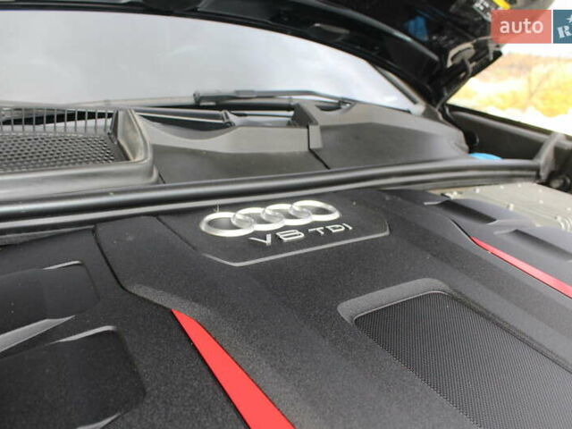 Чорний Ауді SQ8, об'ємом двигуна 3.96 л та пробігом 118 тис. км за 74900 $, фото 174 на Automoto.ua