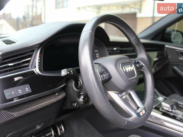 Чорний Ауді SQ8, об'ємом двигуна 3.96 л та пробігом 118 тис. км за 74900 $, фото 58 на Automoto.ua