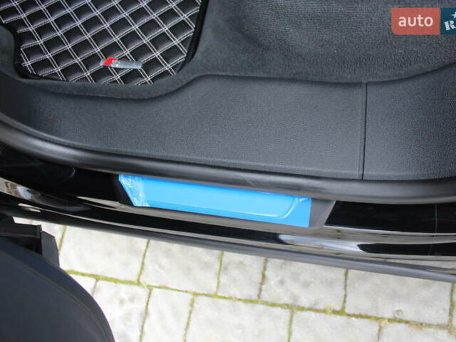 Чорний Ауді SQ8, об'ємом двигуна 3.96 л та пробігом 118 тис. км за 74900 $, фото 145 на Automoto.ua