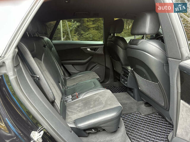 Ауди SQ8 2020 в Трускавце на Automoto.ua Черный Ауди SQ8, объемом двигателя 4 л и пробегом 118 тыс. км за 73900 $, фото 83 на Automoto.ua