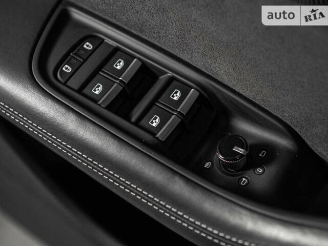 Черный Ауди SQ8, объемом двигателя 3.96 л и пробегом 157 тыс. км за 74900 $, фото 25 на Automoto.ua