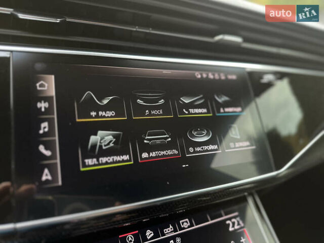 Ауди SQ8 2020 в Трускавце на Automoto.ua Черный Ауди SQ8, объемом двигателя 4 л и пробегом 118 тыс. км за 73900 $, фото 120 на Automoto.ua