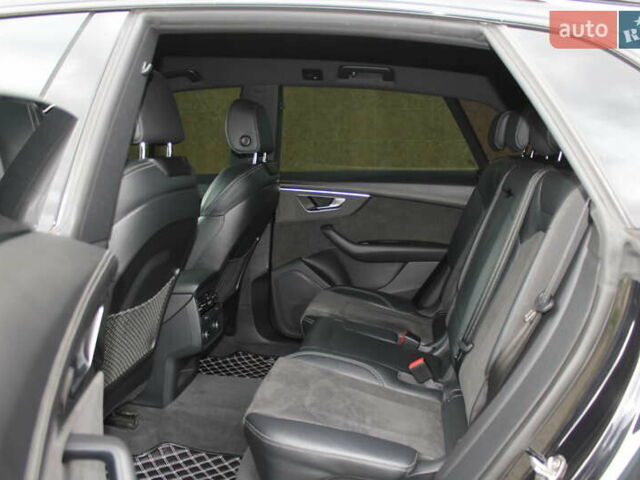 Черный Ауди SQ8, объемом двигателя 4 л и пробегом 118 тыс. км за 73900 $, фото 141 на Automoto.ua