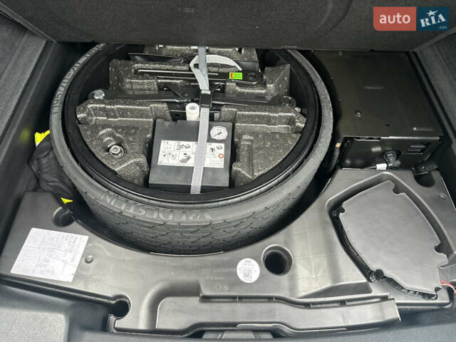 Ауди SQ8 2020 в Трускавце на Automoto.ua Черный Ауди SQ8, объемом двигателя 4 л и пробегом 118 тыс. км за 73900 $, фото 109 на Automoto.ua