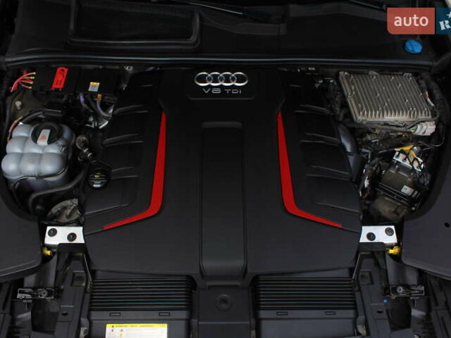 Чорний Ауді SQ8, об'ємом двигуна 3.96 л та пробігом 118 тис. км за 74900 $, фото 172 на Automoto.ua