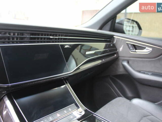 Черный Ауди SQ8, объемом двигателя 4 л и пробегом 118 тыс. км за 73900 $, фото 60 на Automoto.ua