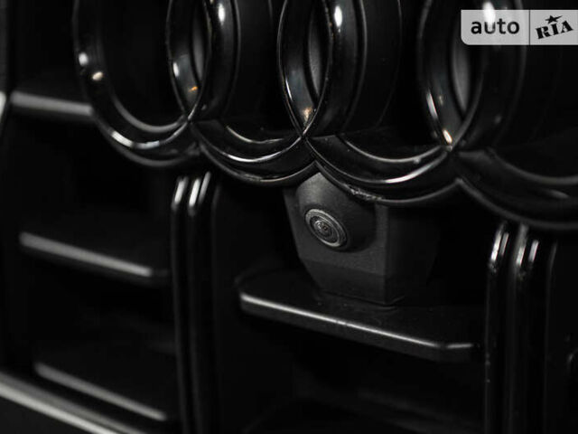 Черный Ауди SQ8, объемом двигателя 3.96 л и пробегом 157 тыс. км за 74900 $, фото 4 на Automoto.ua