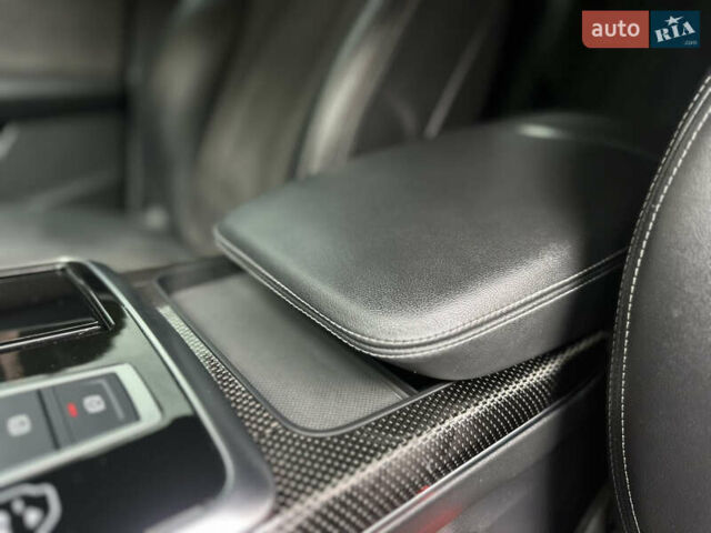 Ауди SQ8 2020 в Трускавце на Automoto.ua Черный Ауди SQ8, объемом двигателя 4 л и пробегом 118 тыс. км за 73900 $, фото 67 на Automoto.ua