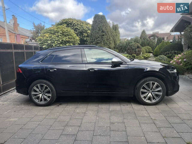 Ауді SQ8 2020 у Бердичеве на Automoto.ua Чорний Ауді SQ8, об'ємом двигуна 3.96 л та пробігом 107 тис. км за 90000 $, фото 2 на Automoto.ua