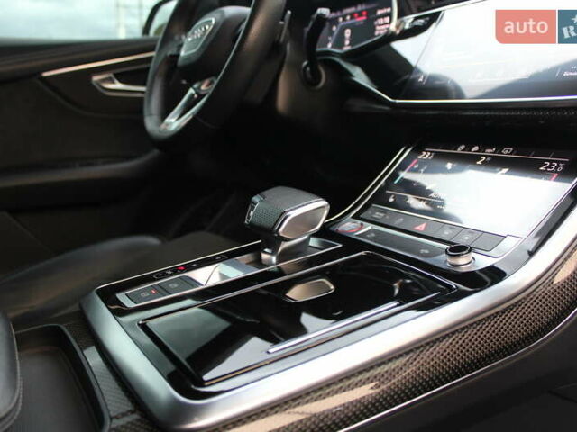 Чорний Ауді SQ8, об'ємом двигуна 3.96 л та пробігом 118 тис. км за 74900 $, фото 112 на Automoto.ua