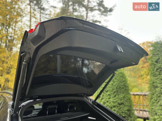 Ауди SQ8 2020 в Трускавце на Automoto.ua Черный Ауди SQ8, объемом двигателя 4 л и пробегом 118 тыс. км за 73900 $, фото 107 на Automoto.ua