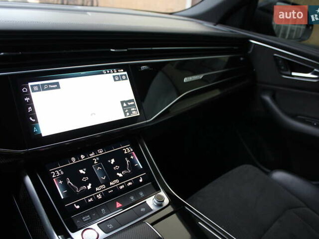 Чорний Ауді SQ8, об'ємом двигуна 3.96 л та пробігом 118 тис. км за 74900 $, фото 80 на Automoto.ua