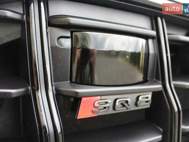 Чорний Ауді SQ8, об'ємом двигуна 3.96 л та пробігом 118 тис. км за 74900 $, фото 23 на Automoto.ua