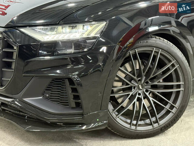 Ауді SQ8 2021 у Одесі на Automoto.ua Чорний Ауді SQ8, об'ємом двигуна 4 л та пробігом 27 тис. км за 115000 $, фото 18 на Automoto.ua