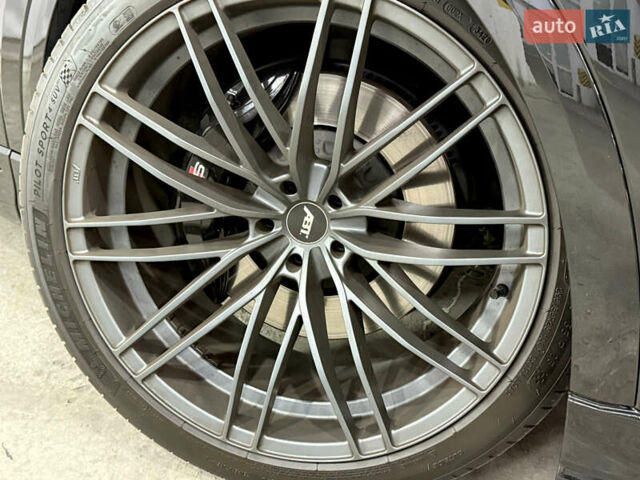 Ауді SQ8 2021 у Одесі на Automoto.ua Чорний Ауді SQ8, об'ємом двигуна 4 л та пробігом 27 тис. км за 115000 $, фото 29 на Automoto.ua