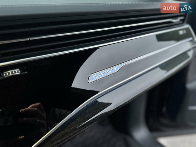 Черный Ауди SQ8, объемом двигателя 4 л и пробегом 91 тыс. км за 79000 $, фото 35 на Automoto.ua