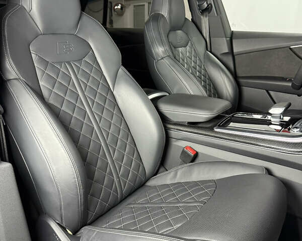 Ауді SQ8 2021 у Одесі на Automoto.ua Чорний Ауді SQ8, об'ємом двигуна 4 л та пробігом 27 тис. км за 115000 $, фото 67 на Automoto.ua