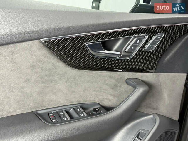 Ауді SQ8 2021 у Одесі на Automoto.ua Чорний Ауді SQ8, об'ємом двигуна 4 л та пробігом 27 тис. км за 115000 $, фото 36 на Automoto.ua