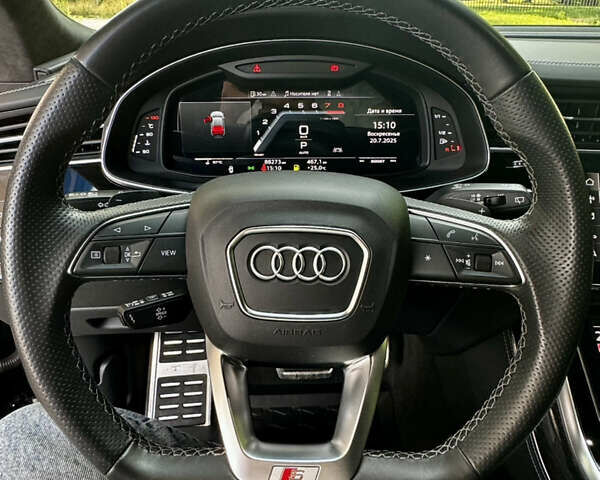 Чорний Ауді SQ8, об'ємом двигуна 4 л та пробігом 89 тис. км за 77999 $, фото 24 на Automoto.ua