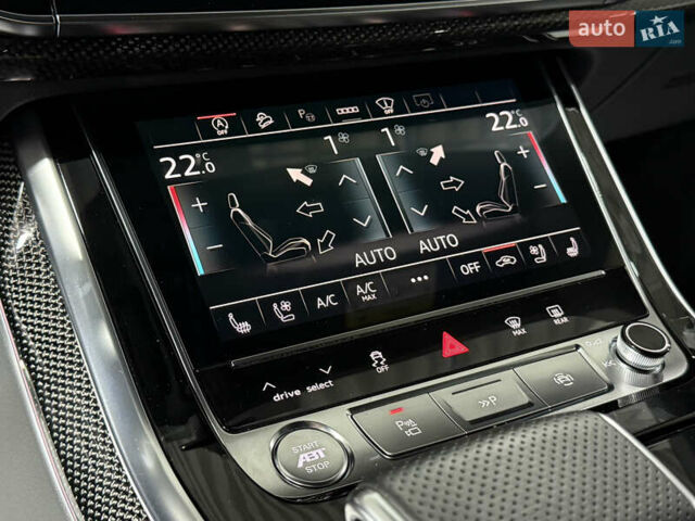 Ауді SQ8 2021 у Одесі на Automoto.ua Чорний Ауді SQ8, об'ємом двигуна 4 л та пробігом 27 тис. км за 115000 $, фото 48 на Automoto.ua