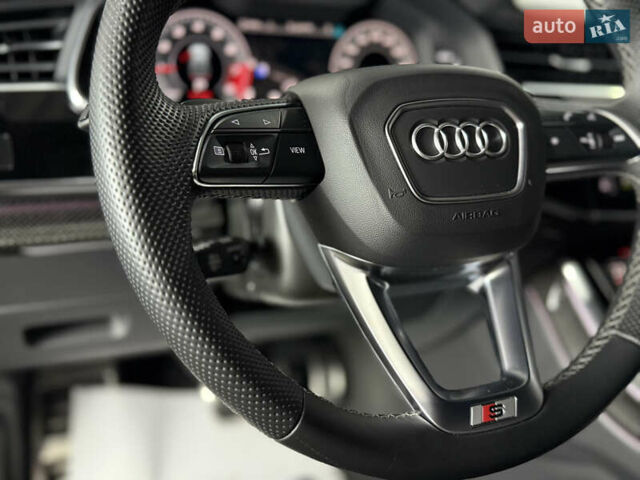 Ауді SQ8 2021 у Одесі на Automoto.ua Чорний Ауді SQ8, об'ємом двигуна 4 л та пробігом 27 тис. км за 115000 $, фото 53 на Automoto.ua