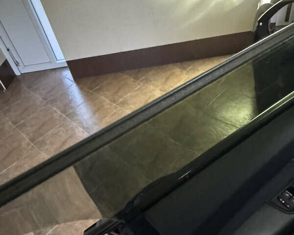 Черный Ауди SQ8, объемом двигателя 3.96 л и пробегом 143 тыс. км за 77500 $, фото 23 на Automoto.ua