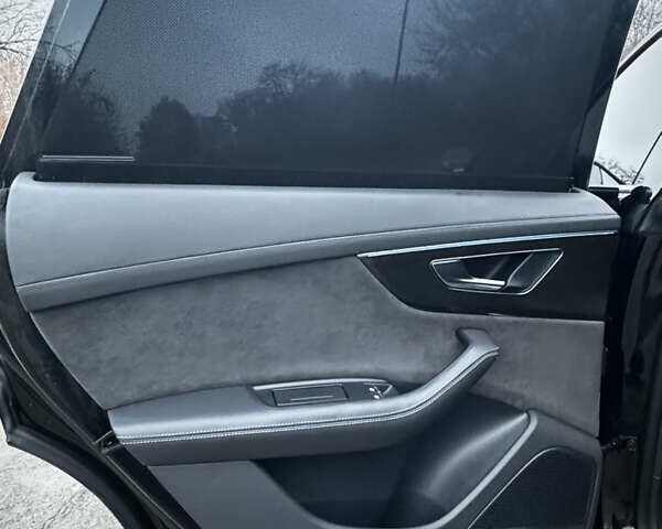 Черный Ауди SQ8, объемом двигателя 4 л и пробегом 91 тыс. км за 79000 $, фото 29 на Automoto.ua