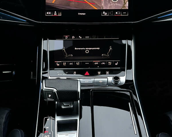 Чорний Ауді SQ8, об'ємом двигуна 4 л та пробігом 91 тис. км за 74500 $, фото 22 на Automoto.ua